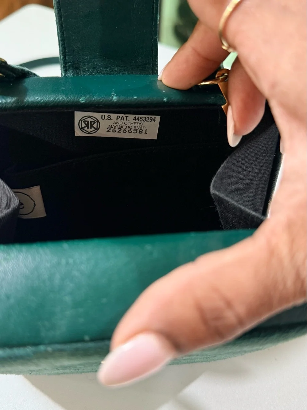 Andè Vintage RARE FIND Green Leather Crossbody Bag